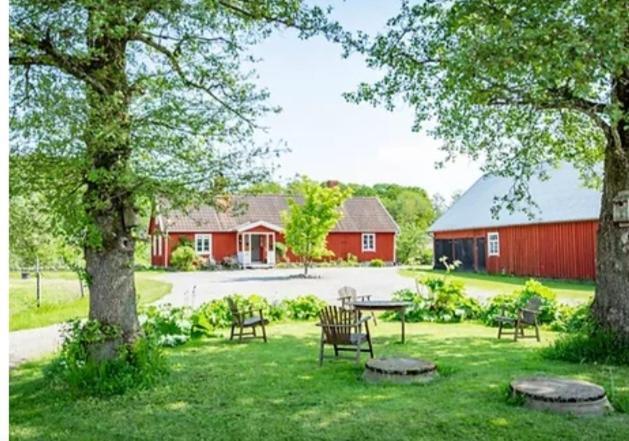Kontakta Liselotte Abel Bed and Breakfast Vessigebro Esterno foto